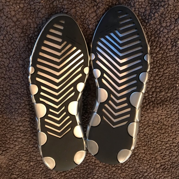 Golden Goose Sneakers NIB!  Sz EU 40. Run large - Picture 3 of 7